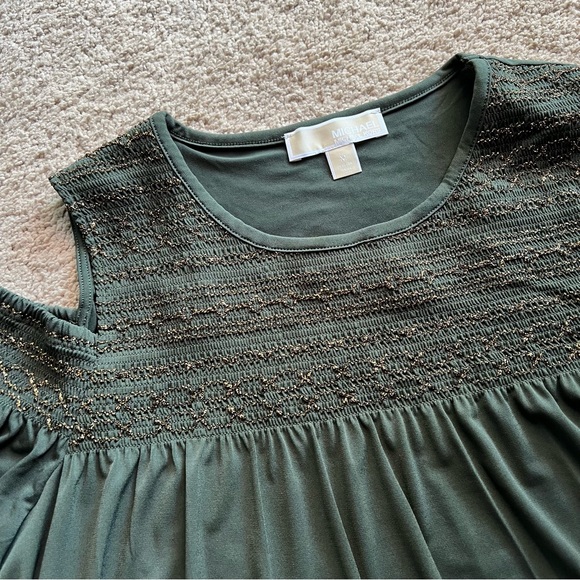 MK cold shoulder top - Picture 7 of 7